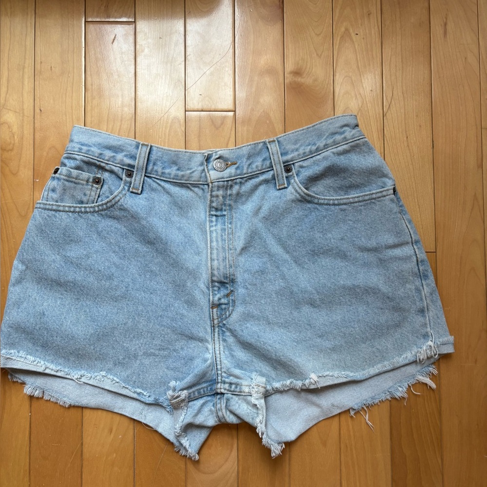 Levi's High-Rise Light Blue Denim Shorts Size S